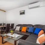Beautiful In Apartamento Pinezići